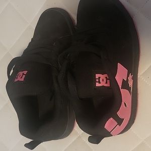 DC shoes